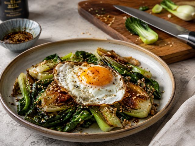 Foto: Gebratener Pak Choi mit Ei und Sesam